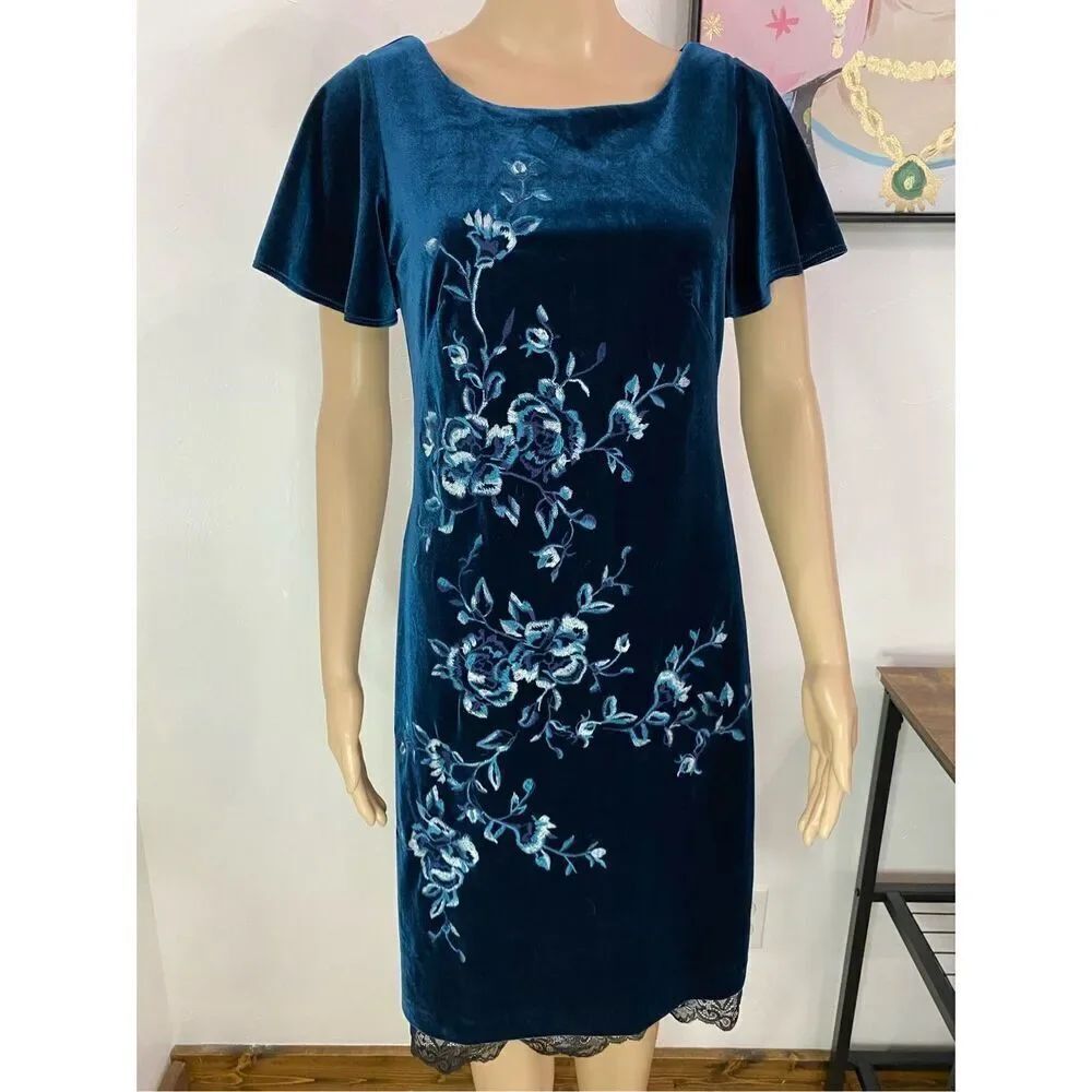 White House Black Market Velvet Embroidered Cocktail Dress Sz XS